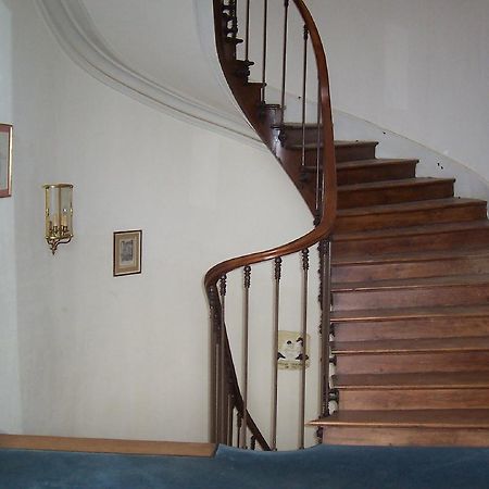Chateau Champigny Bed & Breakfast Maillet  Luaran gambar