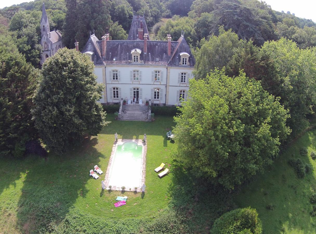 Chateau Champigny Bed & Breakfast Maillet  Luaran gambar